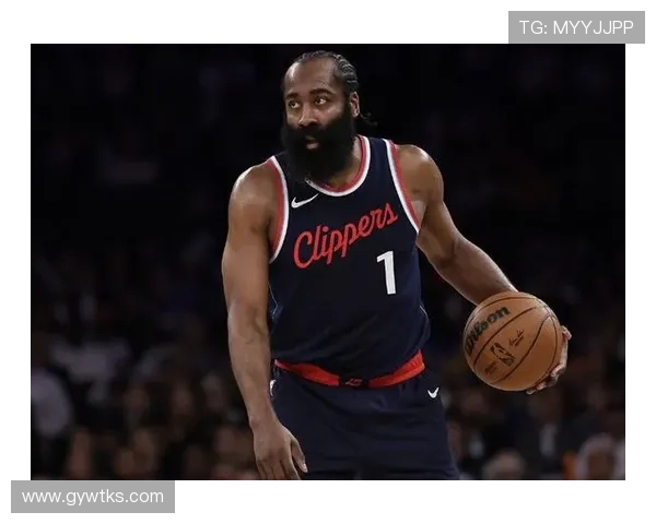 老詹小前第2名美媒发布现役各位置TOP15榜单哈登库里表现抢眼 老詹小前第2名美媒发布现役各位置TOP15榜单哈登库里表现抢眼